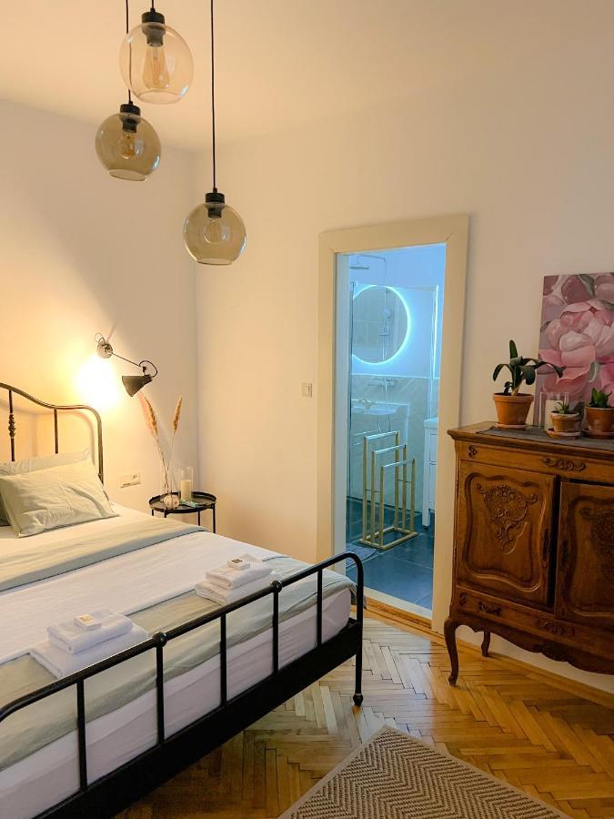 Romantic Apartment In The City Centre Banska Stiavnica Bagian luar foto
