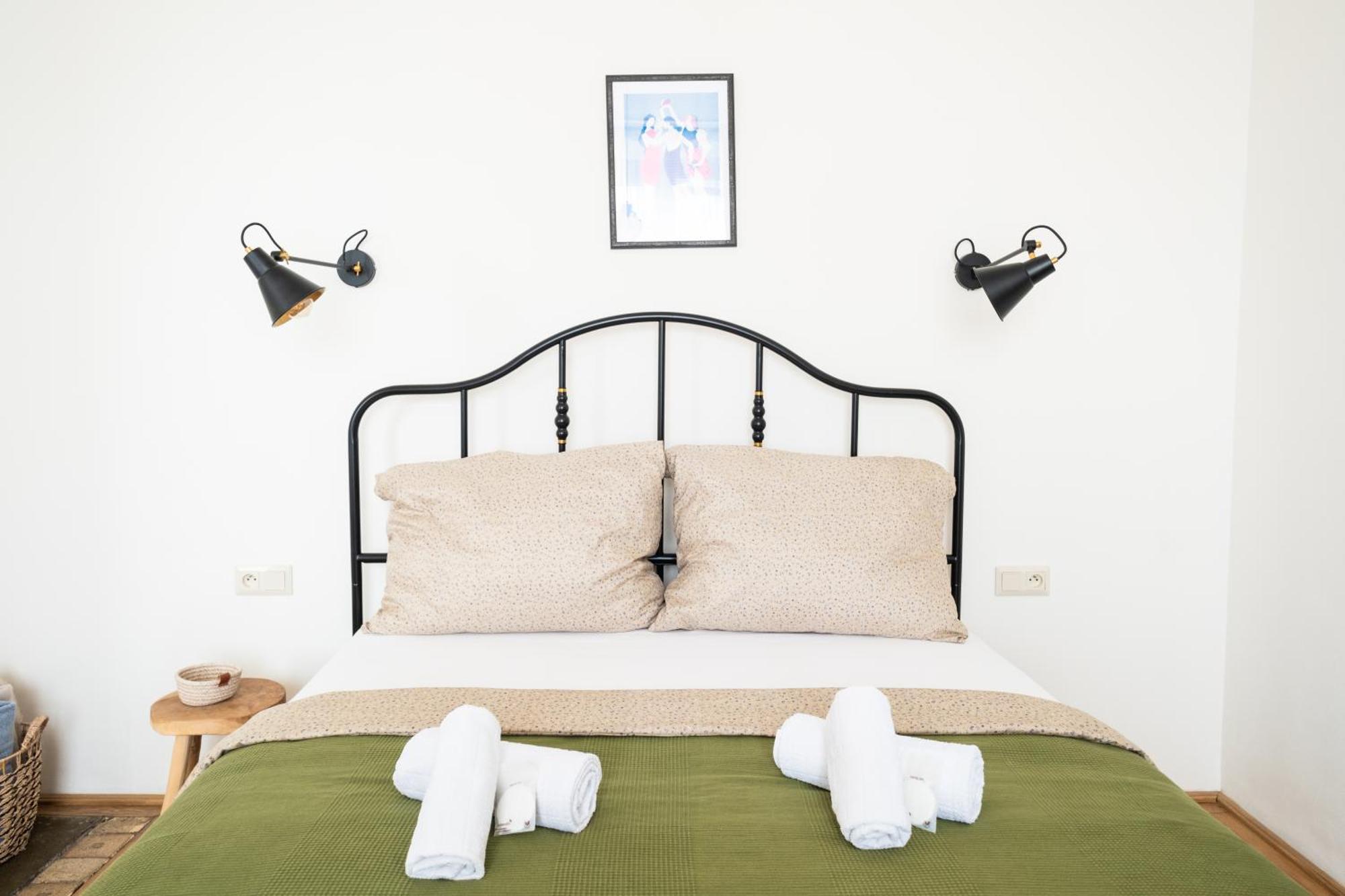 Romantic Apartment In The City Centre Banska Stiavnica Bagian luar foto